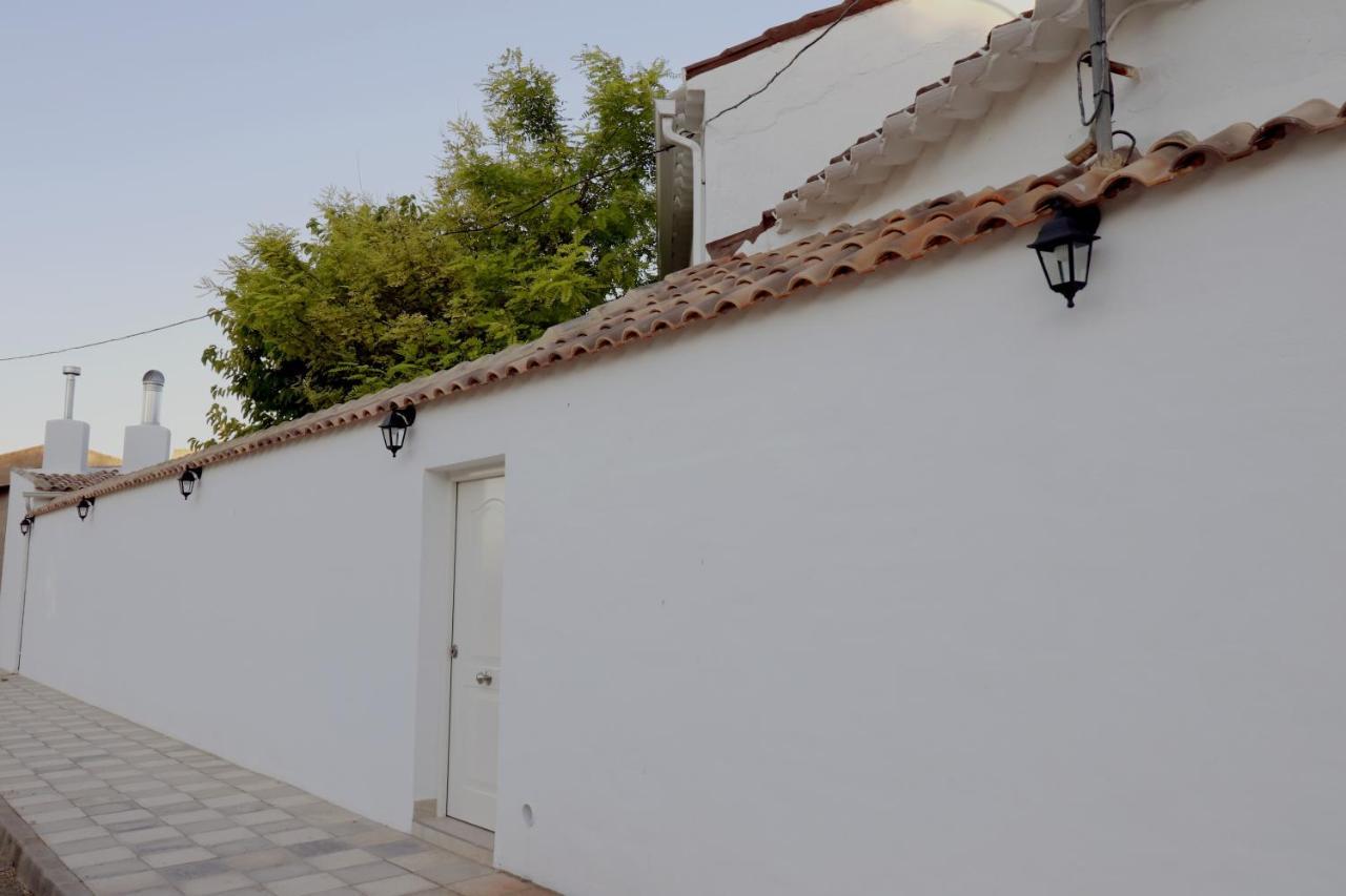 Casa Rural Ideal Para Escapadas Con Barbacoa Y Spa Tinarejos Zewnętrze zdjęcie