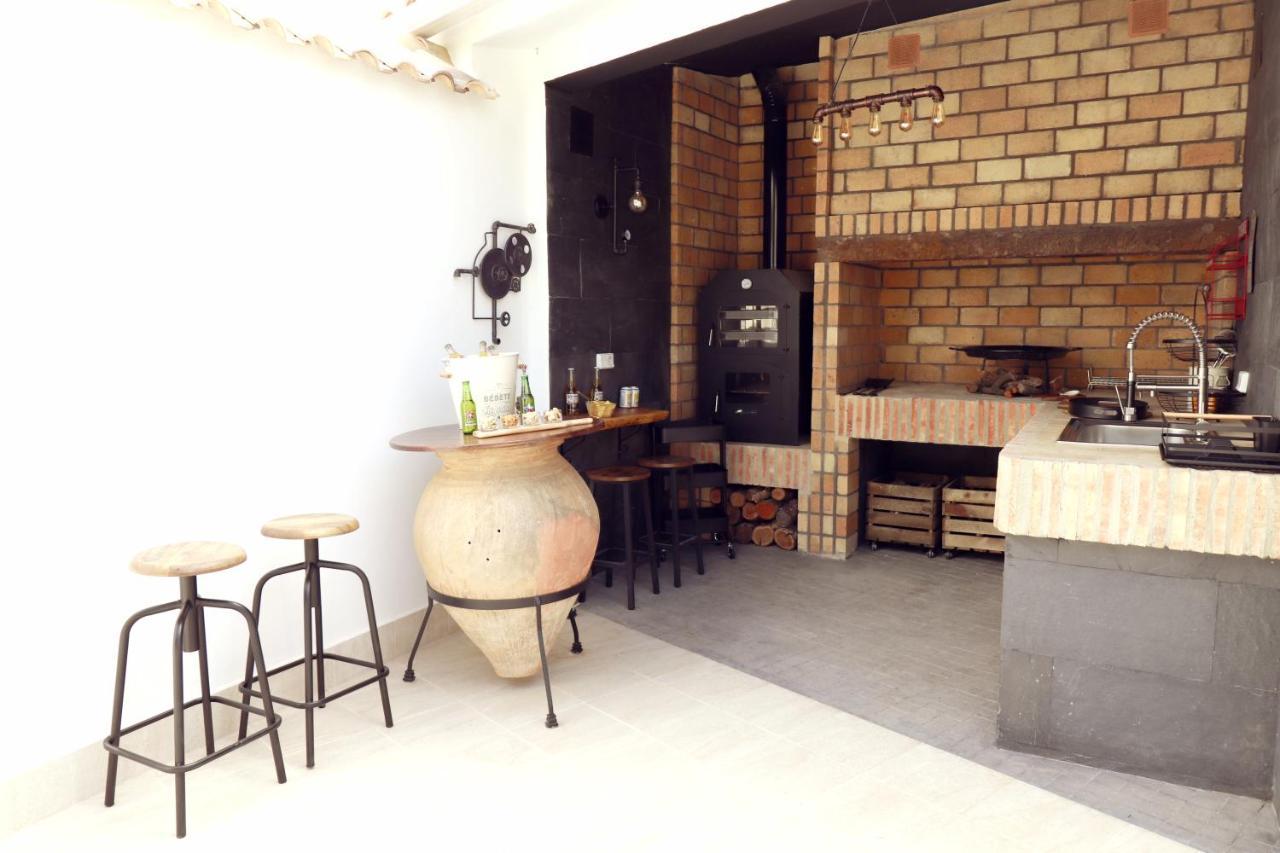 Casa Rural Ideal Para Escapadas Con Barbacoa Y Spa Tinarejos Zewnętrze zdjęcie