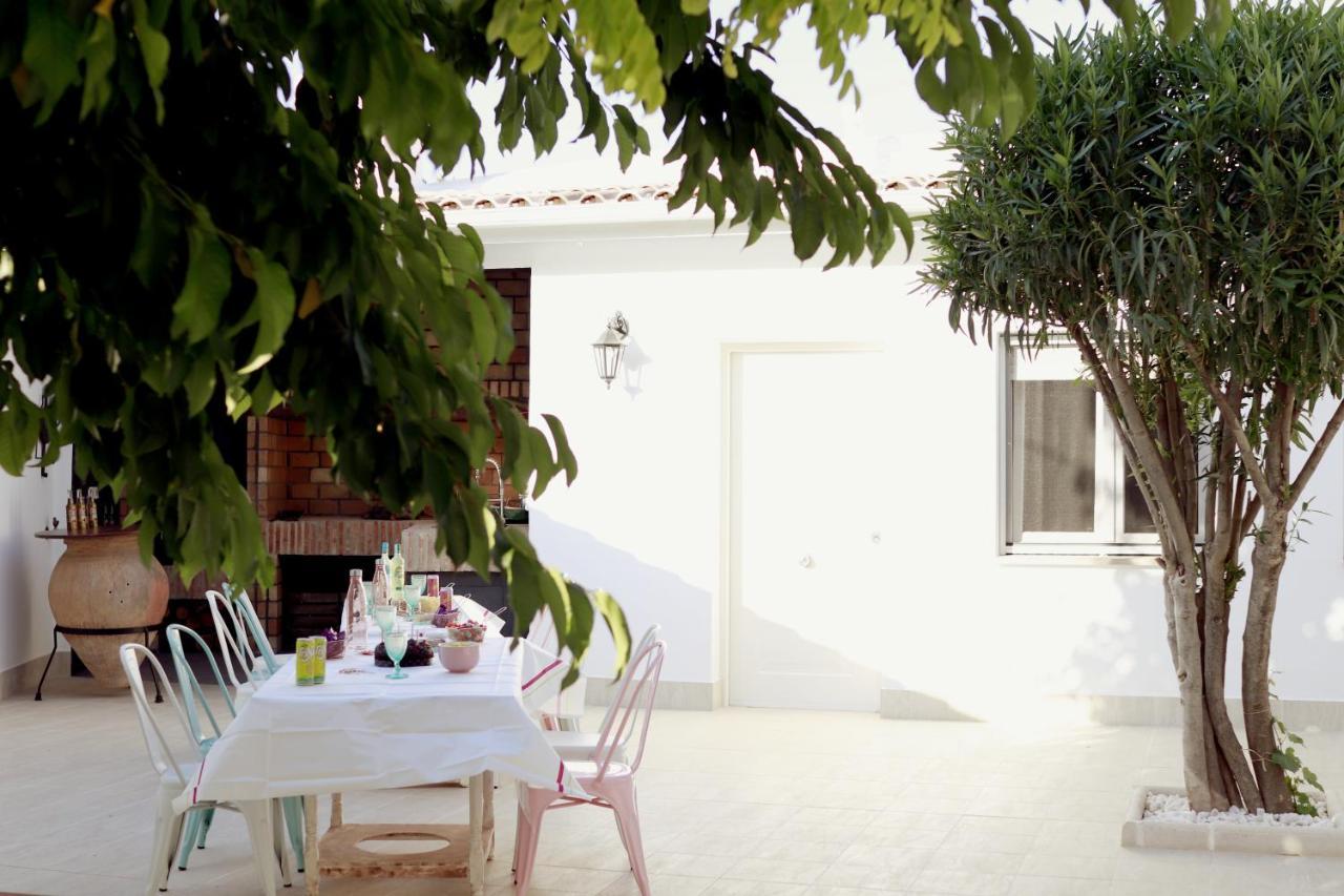 Casa Rural Ideal Para Escapadas Con Barbacoa Y Spa Tinarejos Zewnętrze zdjęcie