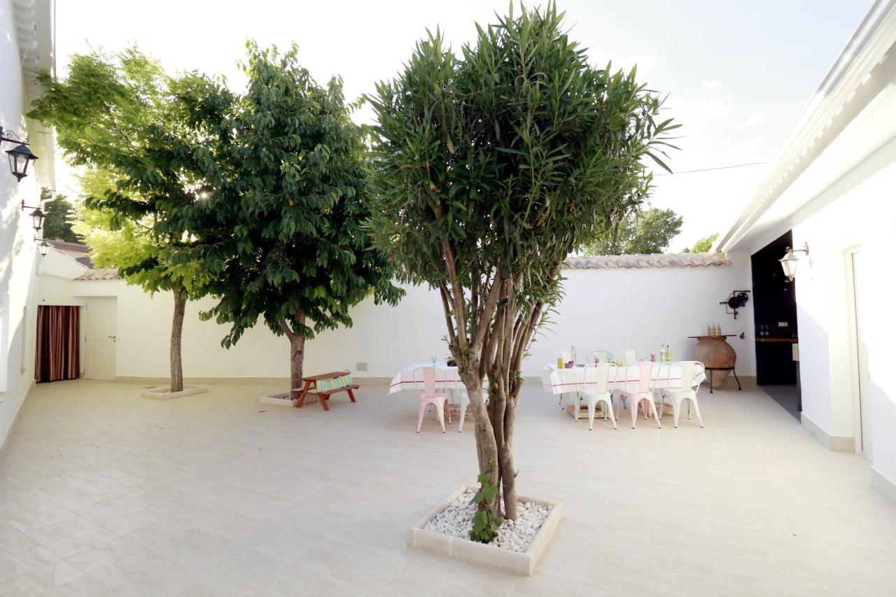 Casa Rural Ideal Para Escapadas Con Barbacoa Y Spa Tinarejos Zewnętrze zdjęcie