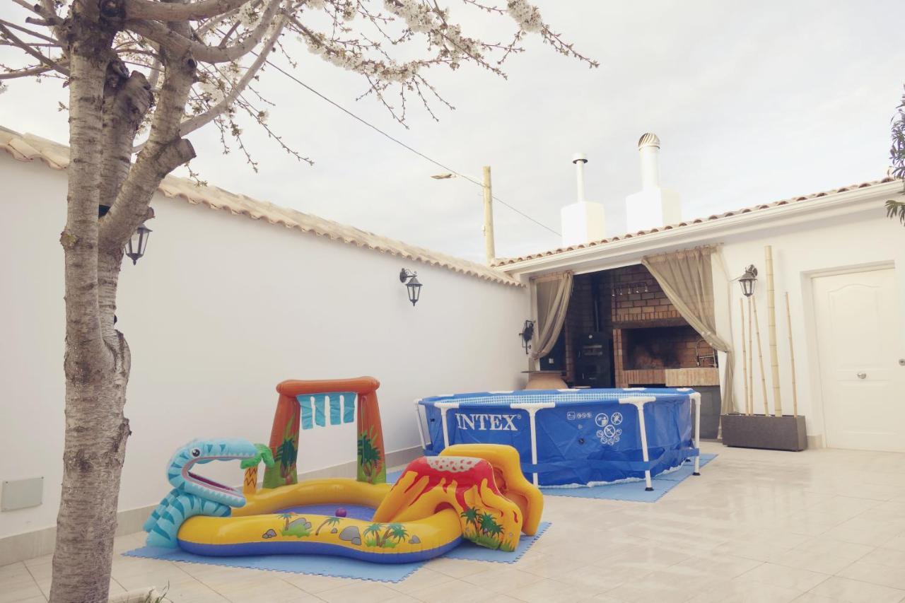 Casa Rural Ideal Para Escapadas Con Barbacoa Y Spa Tinarejos Zewnętrze zdjęcie